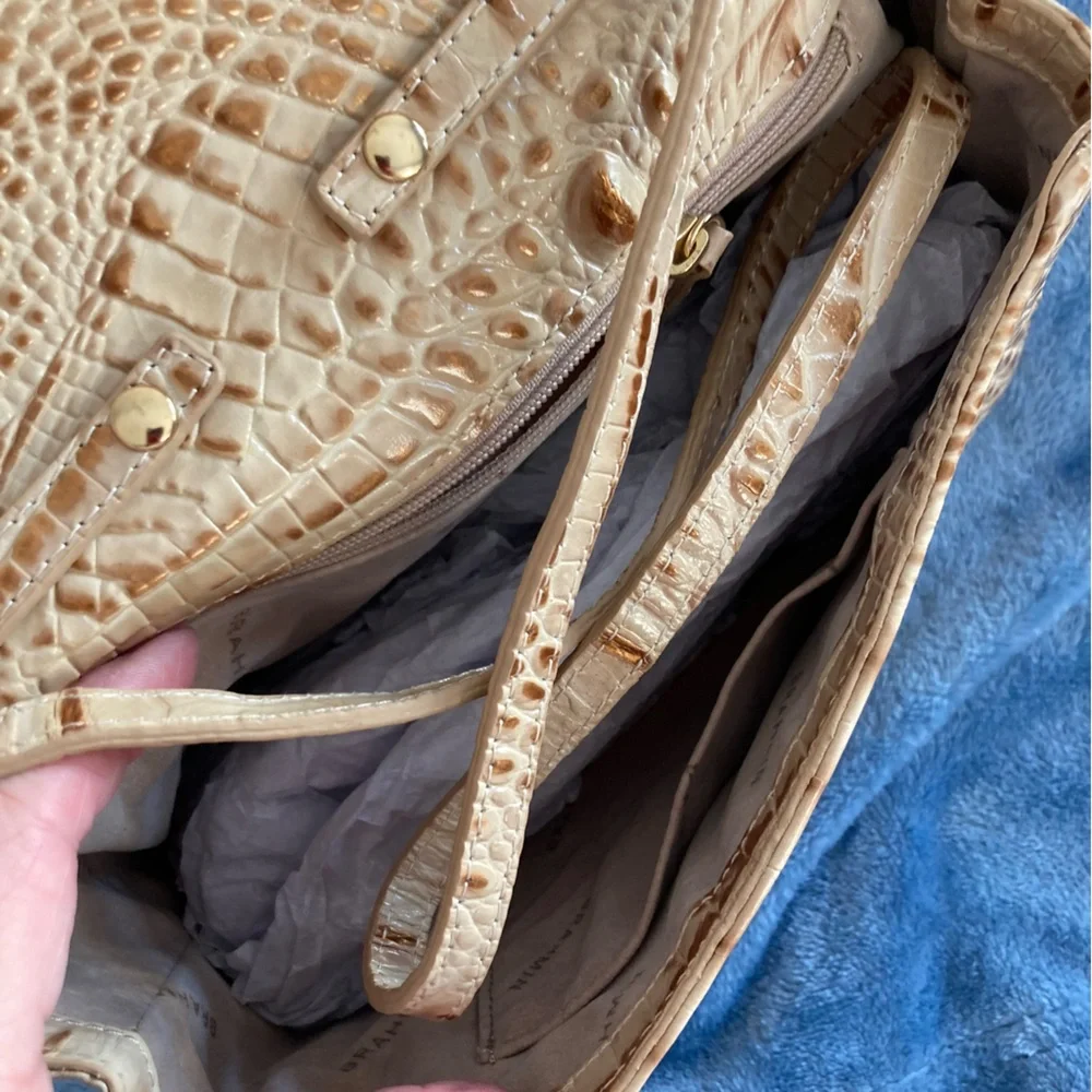 EUC Brahmin Carina Purse Champagne - Picture 5 of 10